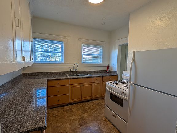 5th image of 2263 E Roosevelt St APT 2