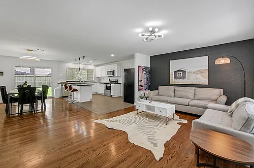 5415 Carew St Photo 1