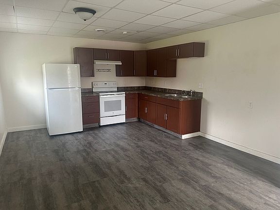 4th image of 5885 Youngstown Hubbard Rd #4