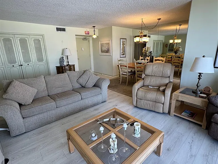 5200 N Ocean Blvd #506 — Photo 8