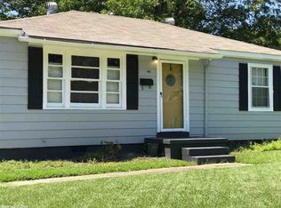 22 N Richard Dr, Pine Bluff, AR 71602