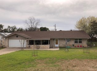 1203 Hilltop Rd, Kerrville, TX 78028