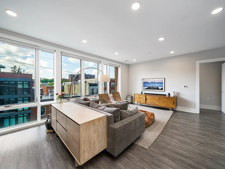 77 Madison St #3 — Photo 18