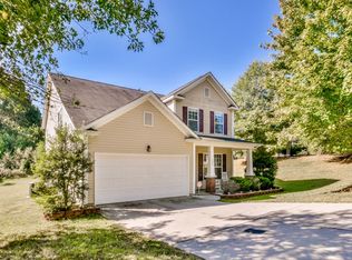 106 Flanders Dr, Mooresville, NC 28117
