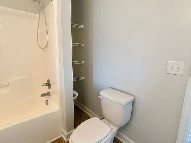 313 Burley Dr #1 — Photo 16
