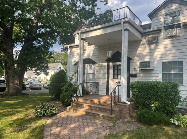 390 Atlantic Avenue, East Rockaway, NY 11518