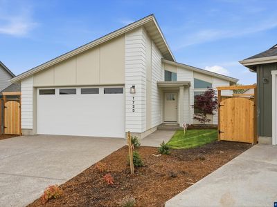 1723 SE Hankel St, Dallas, OR, 97338