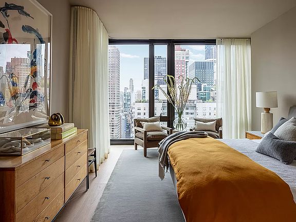 4th image of 695 1st Ave Penthouse E
