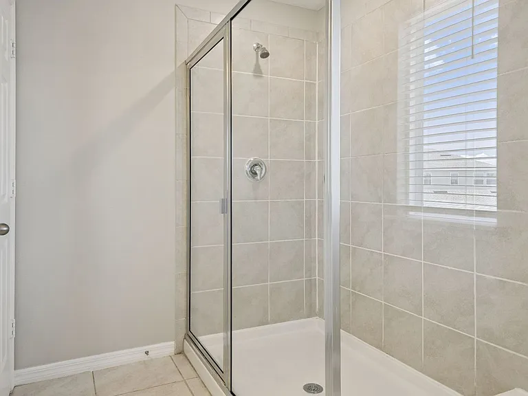8130 Bluejack Oak Dr — Photo 24