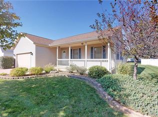 56 Whitney Dr, Fremont, OH 43420