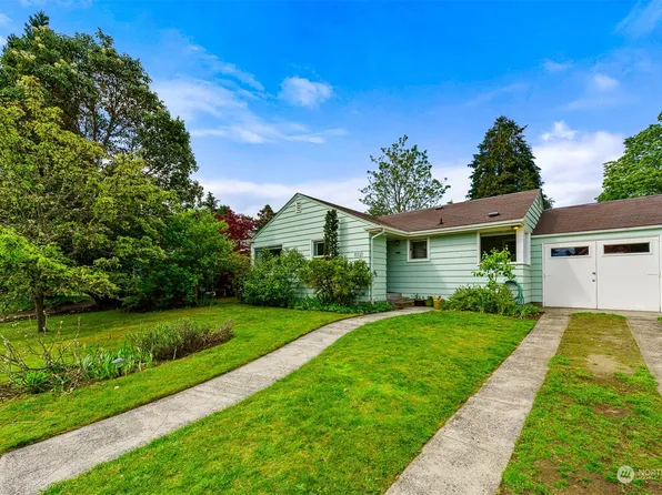 11721 22nd Avenue NE, Seattle, WA 98125