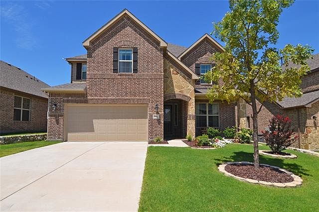 1st image of 1316 Poplar Dr