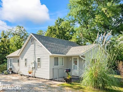 104 S Railroad St, Bloomfield, IA, 52537