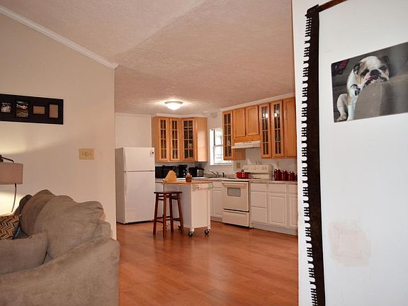 4th image of 6921 Ellesmere Dr