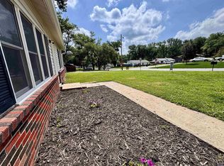 6522 Kimball Ave, Kansas City, KS 66104