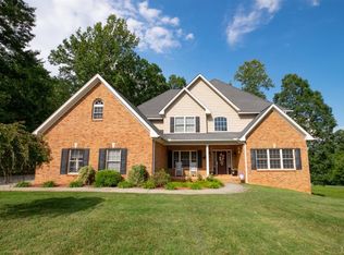370 Hunters Mill Ln, Evington, VA 24550