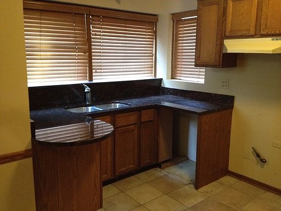 4th image of 11719 Brookside Dr
