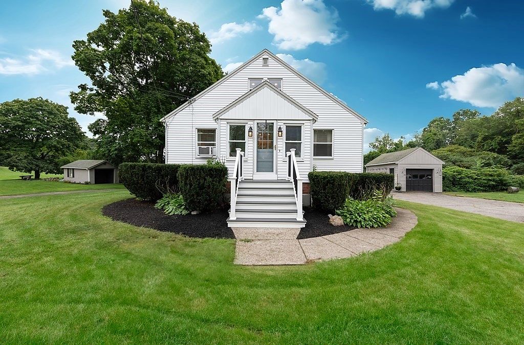 592 West St, Braintree, MA 02184 Zillow