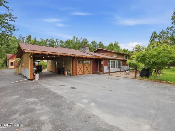 911 E Fairview Loop, Wasilla, AK 99654