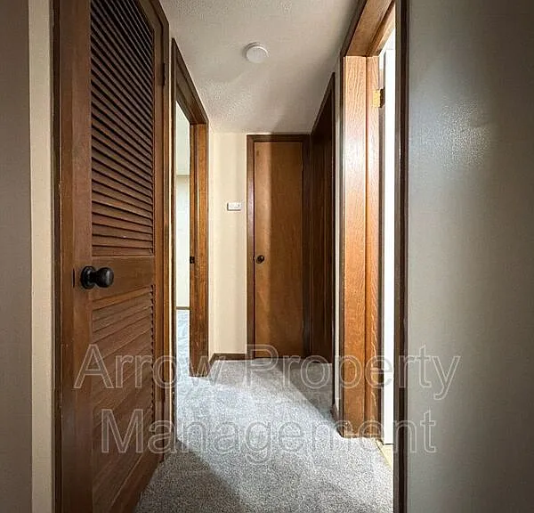 3831 S 46th St #2 — Photo 5