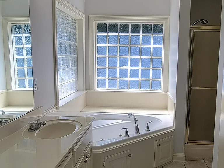 516 Windsor Dr — Photo 25