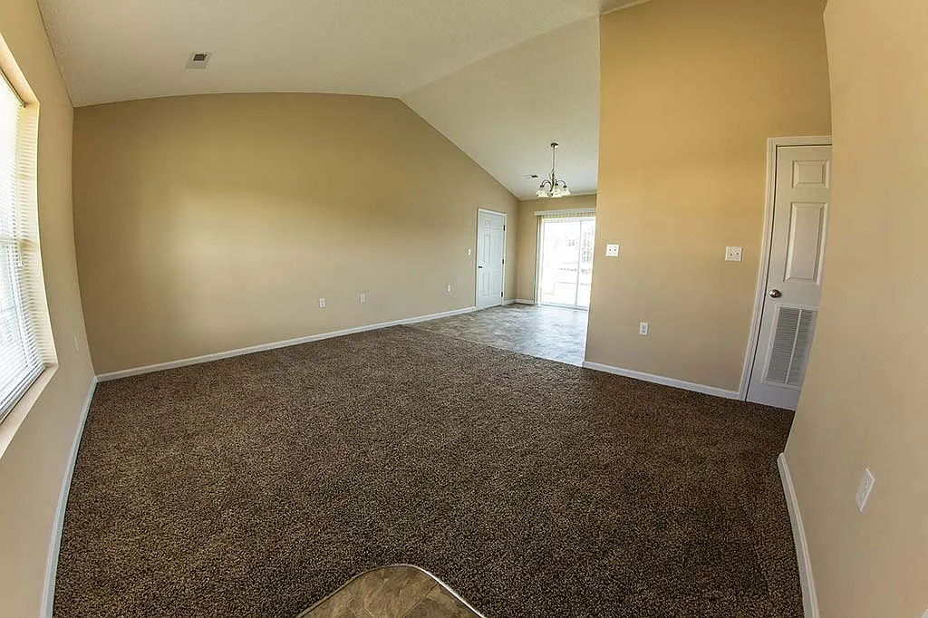 Salem Springs Garden Homes — Photo 3