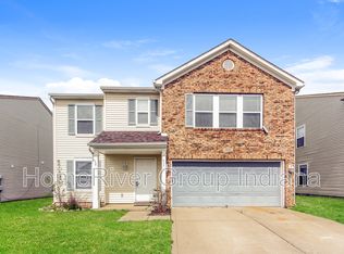 10940 Daylight Dr, Camby, IN