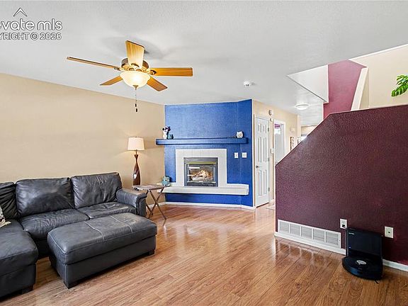 4th image of 2067 Bristlecone Dr