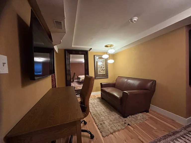 130 N Franklin Ave #2 — Photo 11