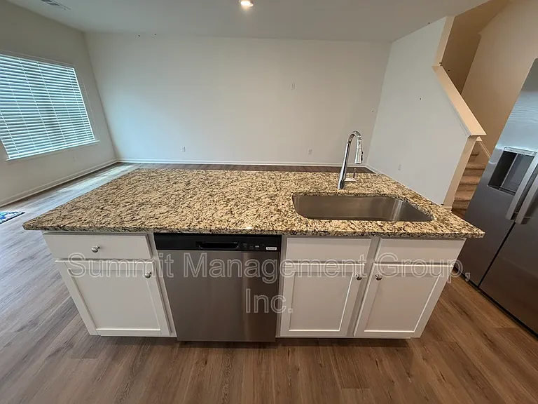 1506 Aralynn Ct — Photo 9