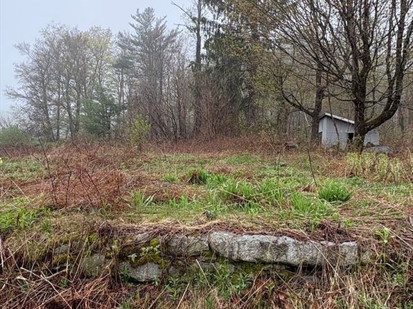 63 Sugar Hill Rd, Williamsburg, MA 01096
