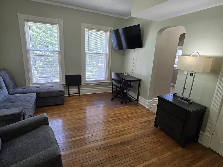 301 Henry Ave SE #2 — Photo 6