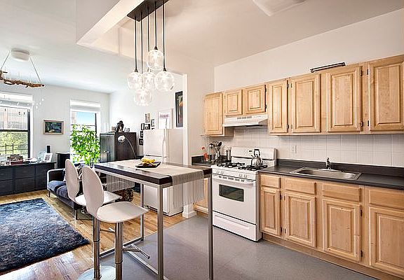 4th image of 56 W 124th St #Top