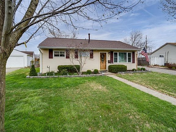 2nd image of 453 Kirkwood Dr