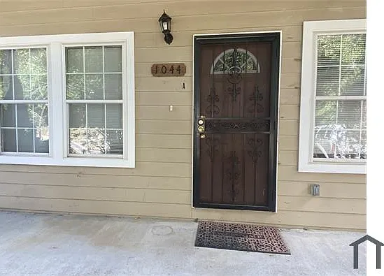 4 bed, 1200 sqft, $2,650 — Photo 3