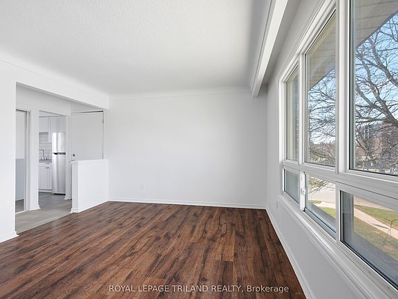 3rd image of 66 Willow Rd #6