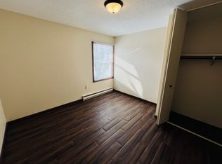 9 E 10th Ave #105, Groton, SD 57445