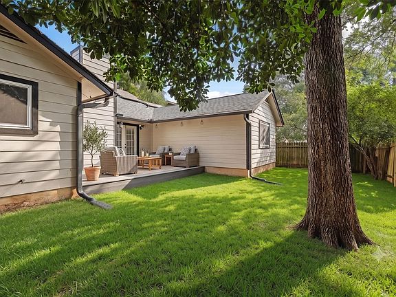5th image of 9709 Moorberry St