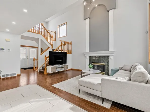 236 Panorama Hills Pl NW, Calgary, AB T3K 4N4