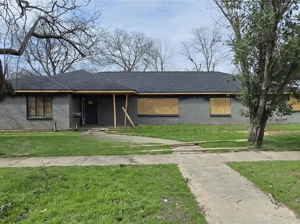 1602 S 13th St, Temple, TX 76504