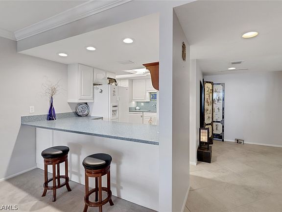 3rd image of 5260 S Landings Dr APT 908
