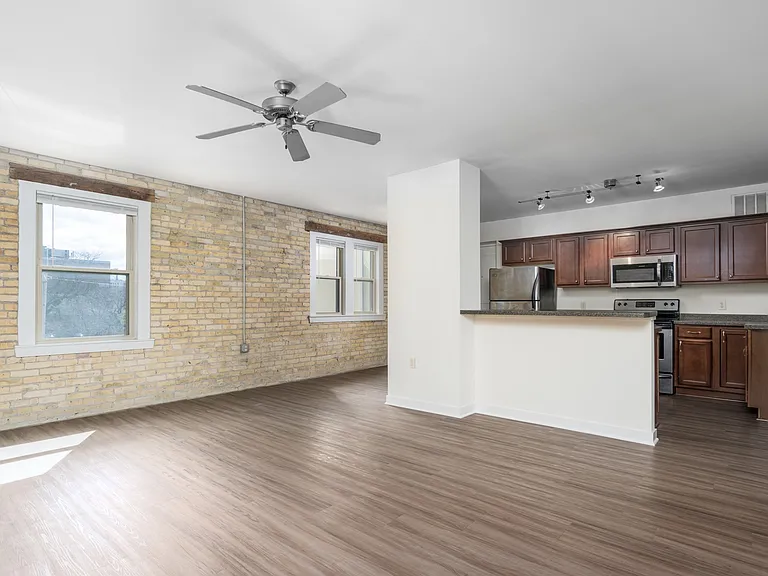 2 Bed + Den / 1 Bath - 1,500 SF - Living & Kitchen