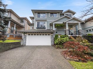 24440 McClure Dr, Maple Ridge, BC V2W 2E9