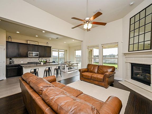 2nd image of 1703 Pickford Knolls Ln