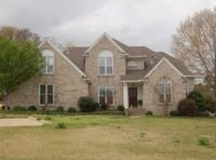 2633 Summertree Dr, Belden, MS 38826