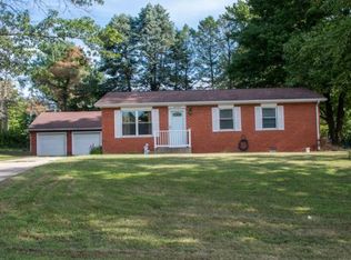24733 Lancer Dr, South Bend, IN 46619