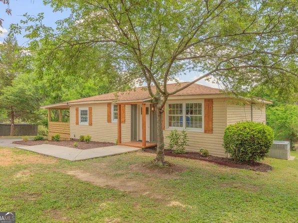 612 E Garden Farm Rd, Rossville, GA 30741