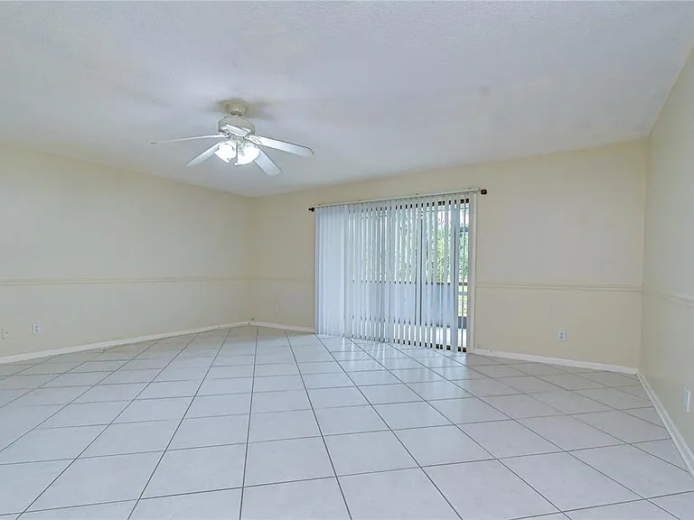 230 Cypress Pl — Photo 15