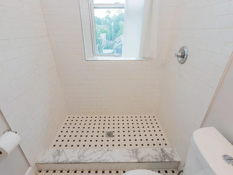 332 West Hortter Street — Photo 27