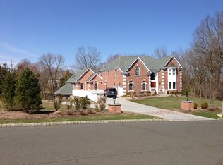 39 William Penn Rd, Warren, NJ 07059